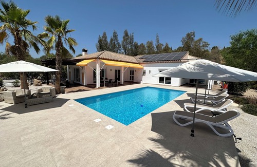 Vinuela Villa | Spacious Villa in stunning setting with panoramic lake and mountain views.