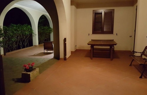 Martano Villa | Spacious Villa "Travellito" with Wi-Fi, Garden & Terrace