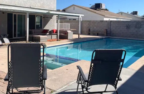 Chinatown Villa | Spacious Villa with Private Pool close to Strip