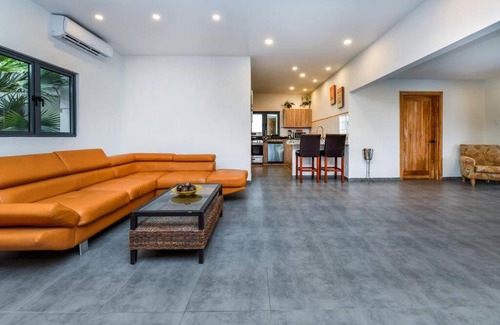 Oranjestad Apartment | Spacious Villa with Pool, Huge Yard