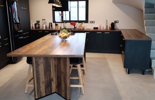 Mus House | Spacious villa with pool