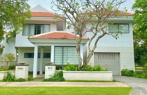 Ngu Hanh Son Villa | Spacious Villa With Private Pool - E17