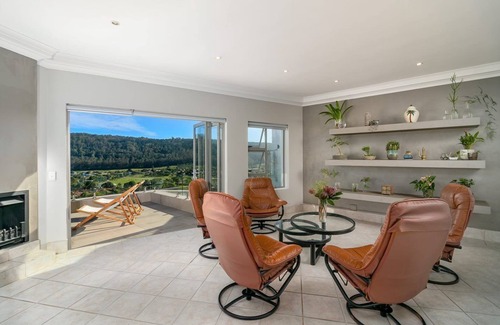 Sedgefield Villa | Spacious villa with amazing views