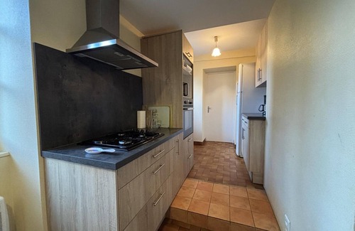 La Guillermie Cottage | Spacious Village Cottage with Garden, Near Vichy - Sleeps 14, Pet-Friendly, with Modern Amenities