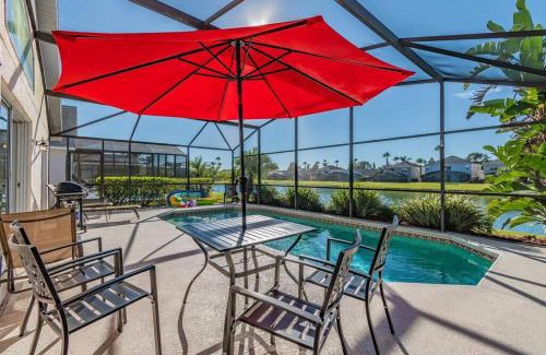 Lake Berkley House | Spacious Water View with Pool Disney Area-No Carpet