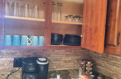 El Paso House | Spacious west el paso 19 minutes from Fort Blss & Airport sleeps 8, pet welcome