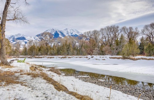 Emigrant Villa | Spacious Yellowstone River Retreat with Trails!