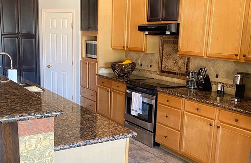 Arabian Crest House | Spanish-themed Scottsdale gem w /Lagoon pool and Arcade games!