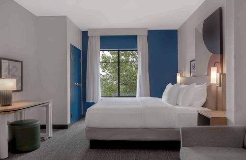 Gunter Afs Hotel | Spark by Hilton Montgomery EastChase