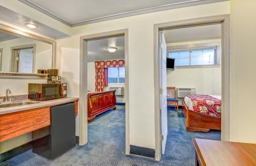 South Portland Hotel | Spark by Hilton Portland Airport Maine Mall