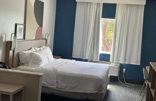 Round Rock Hotel | Spark by Hilton Round Rock
