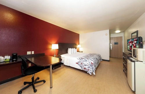 St. Robert Hotel | Spark by Hilton St. Robert Fort Leonard Wood