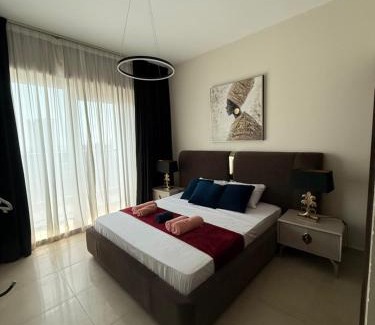 Dubai Marina Apartment | Sparkle Towers by Swarovski - Dubai Marina - High Floor - Beach Resort Sunset view