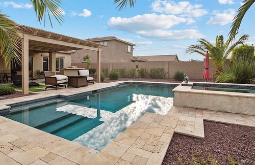 Surprise Farms House | SPECIAL OFFER! Enchanted Luxury 3 BR FAMILY PARADISE PVT Pool/ Spa/ Entertainers Dream/ Surprise