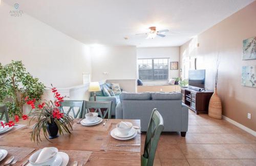 West Kissimmee House | Special Offer Townhome at Oakwater Resort