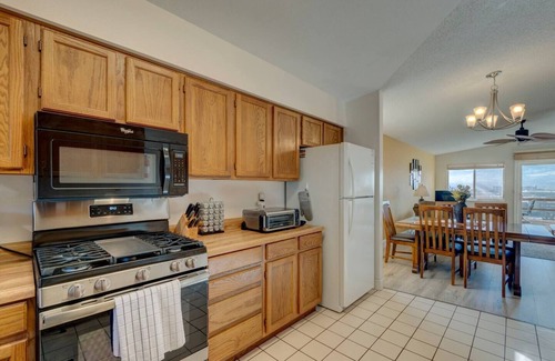 Northeast Reno House | *Special Rate*Skyline Escape~Reno~UNR~Tahoe~Casino