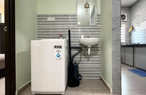 Central Seberang Perai House | Specious Living Cozy House