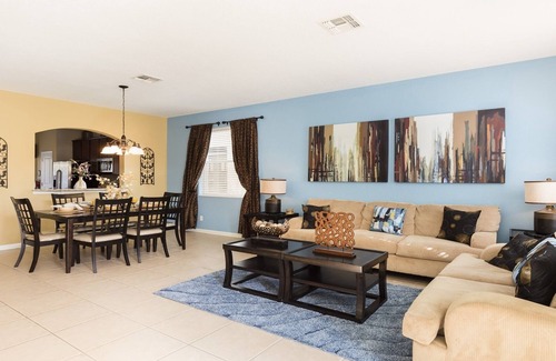 Windsor Hills House | Spectacuar Luxury 6BR Villa with Pool, 2 miles to Disney *SPECIAL DEAL*