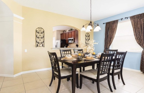 Windsor Hills House | Spectacuar Luxury 6BR Villa with Pool, 2 miles to Disney *SPECIAL DEAL*