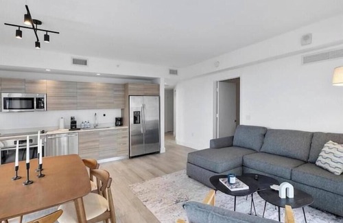 Midtown Apartment | Spectacular 2bed/2bath Vibrant Miami Getaway
