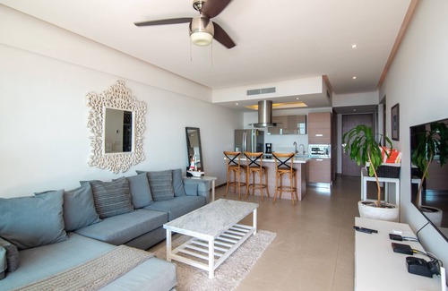 Flamingos Condo | Spectacular Beach front 2 Bedroom Condo