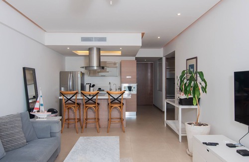 Flamingos Condo | Spectacular Beach front 2 Bedroom Condo