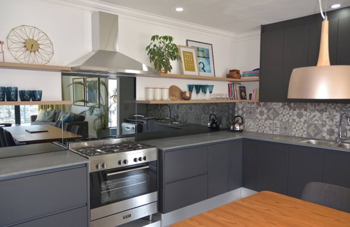 Fish Hoek House | Spectacular house overlooking False Bay.