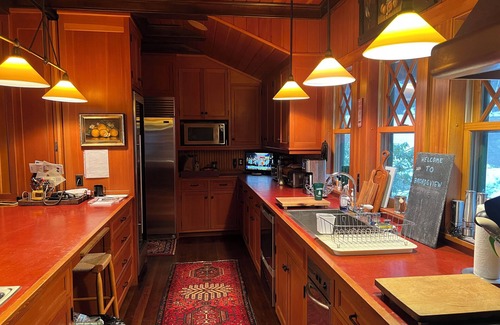 Wolfeboro House | Spectacular Lakefront Estate on Winter Harbor