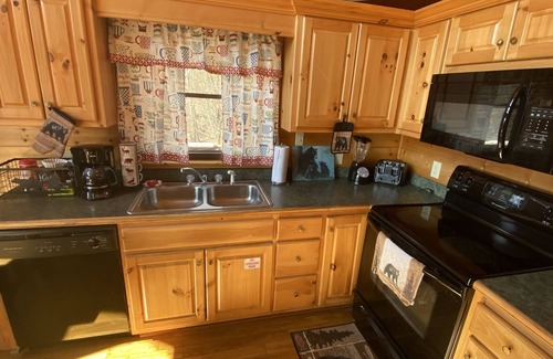 Sevierville Cabin | Spectacular Mountain View is Yours to Enjoy