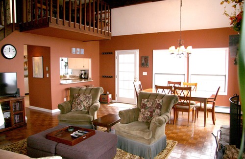 Fairview House | Spectacular Mountain Views, Near Asheville, Big Decks, Hot Tub, WiFi