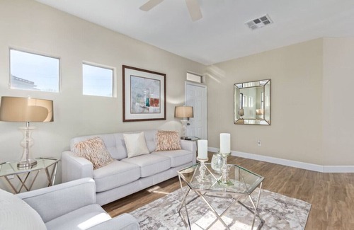 Montana Vistas Condo | Spectacular New Luxury Listing! Desert Diamond!