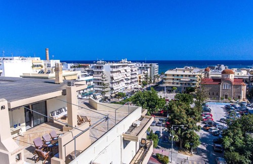 Rethymno Apartment | Spectacular Penthouse Apt at Rethymnon Beach