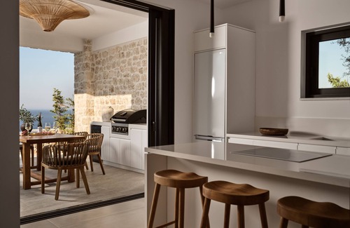 Skinaria Villa | Spectacular stylish Villa with stunning sea views!