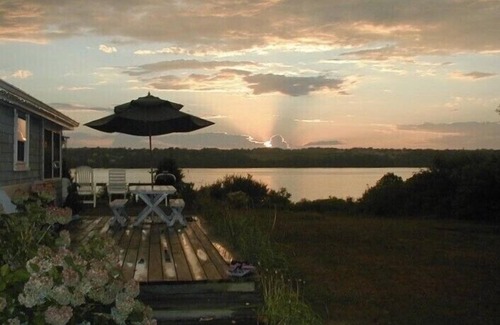 Tiverton Cottage | Spectacular View from Charming Waterfront Cottage on Fogland Point