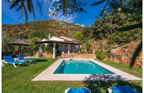 Alora House | Spectacular views, dream house.