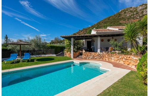 Alora House | Spectacular views, dream house.