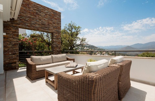 Ojen Villa | Spectacular villa, with infinity pool and sea views, in Ojén, Marbella