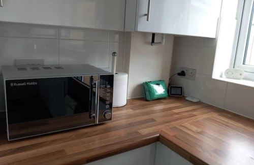 Hatfield Apartment | Spectre - Contractors Relocators Longstay Discount