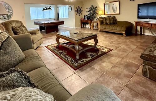 South Daytona House | Speed & Sand