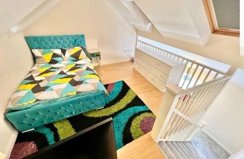 Northampton House | Spencer Street Retreat in Northampton