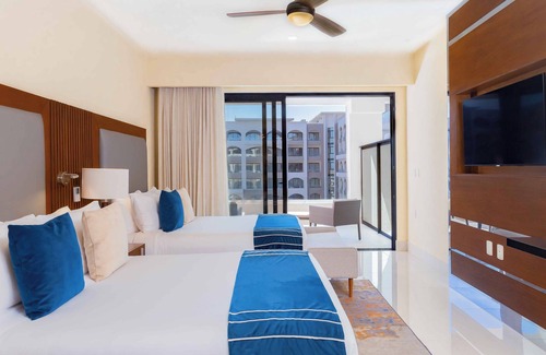Chula Vista Resort | Spend New Years in Cabo! 2-bed Luxury Suite - Villa La Valencia Beach Resort