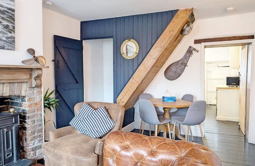 Arundel Cottage | Spindrift - Arundel - Traditional cottage sleeps 4 guests in 2 bedrooms