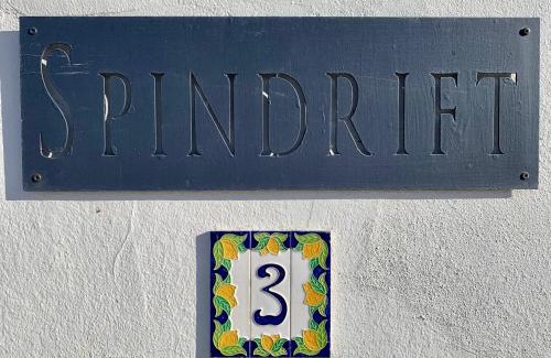 Kalk Bay Apartment | Spindrift