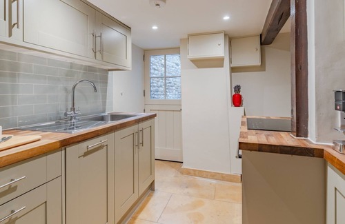 Burford Cottage | Spinner's Cottage - Pet friendly in Burford