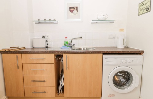 Pickering Apartment | SPIRE VIEW, country holiday cottage in Pickering