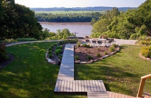 Hermann Apartment | Spirit Hill Guest House And Gardens Patio Suite