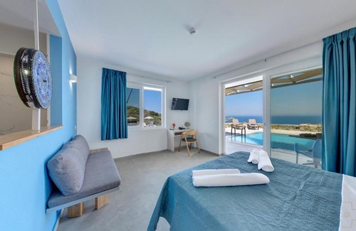 Agia Pelagia Hotel | Spiros-Soula Thematic Suites