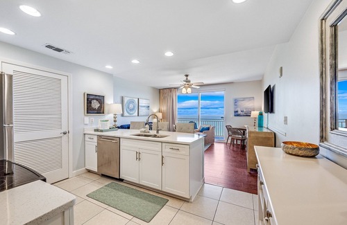 West Panama City Beach Condo | Splash Resort, Gulf Front with on-site Water Park and Lazy River Pool