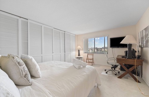 West Palm Beach Apartment | Splendid 3 bedroom Condo