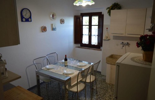 Monteverdi Marittimo Villa | Splendid Relaxing Stay in the Tuscan countryside